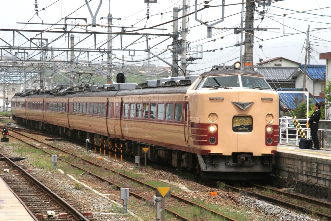 183系・485系部品取り 65978a9f-s.jpg